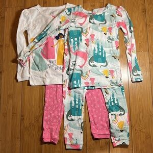 NWT 3T Carter’s 4 piece set Disney Princesses 2 pj long sleeve tops & 2 pj pants